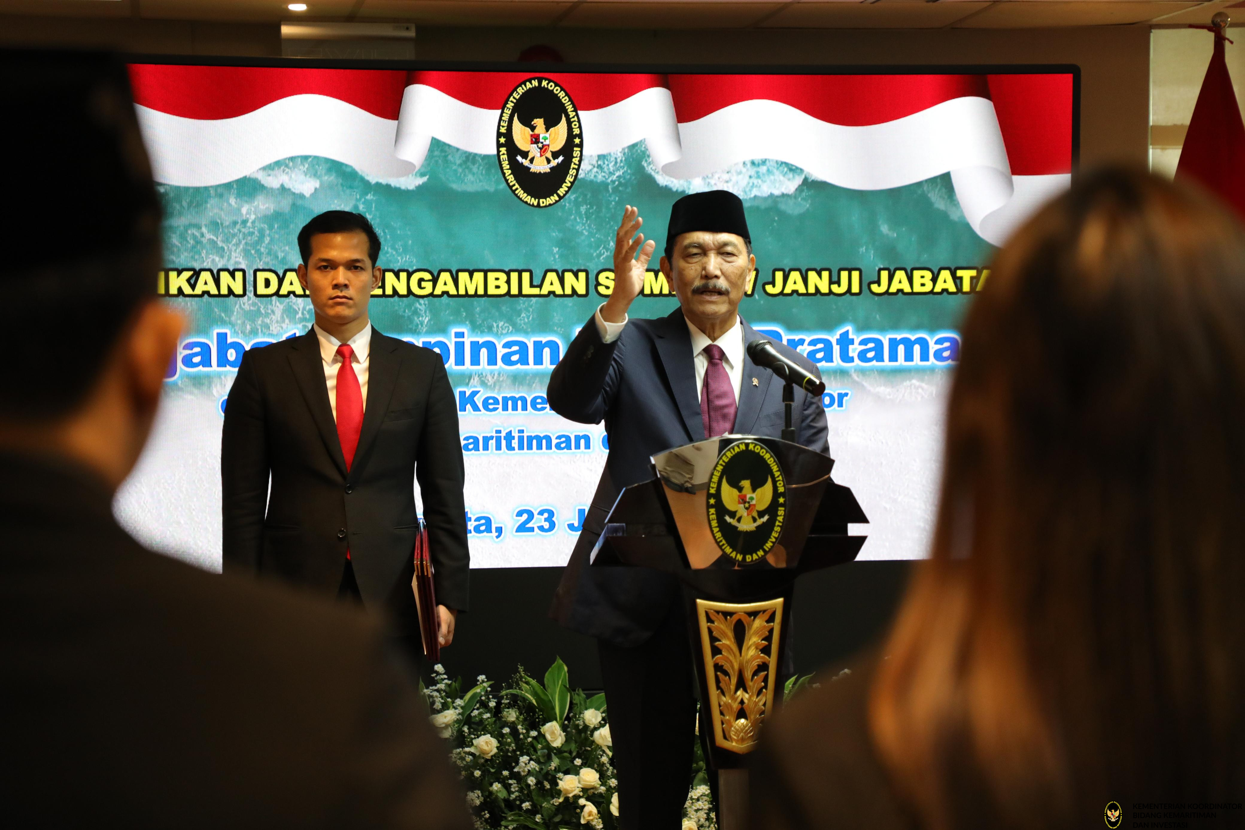 Lantik Pejabat Tinggi Pratama, Menko Luhut Apresiasi Seleksi yang Komprehensif