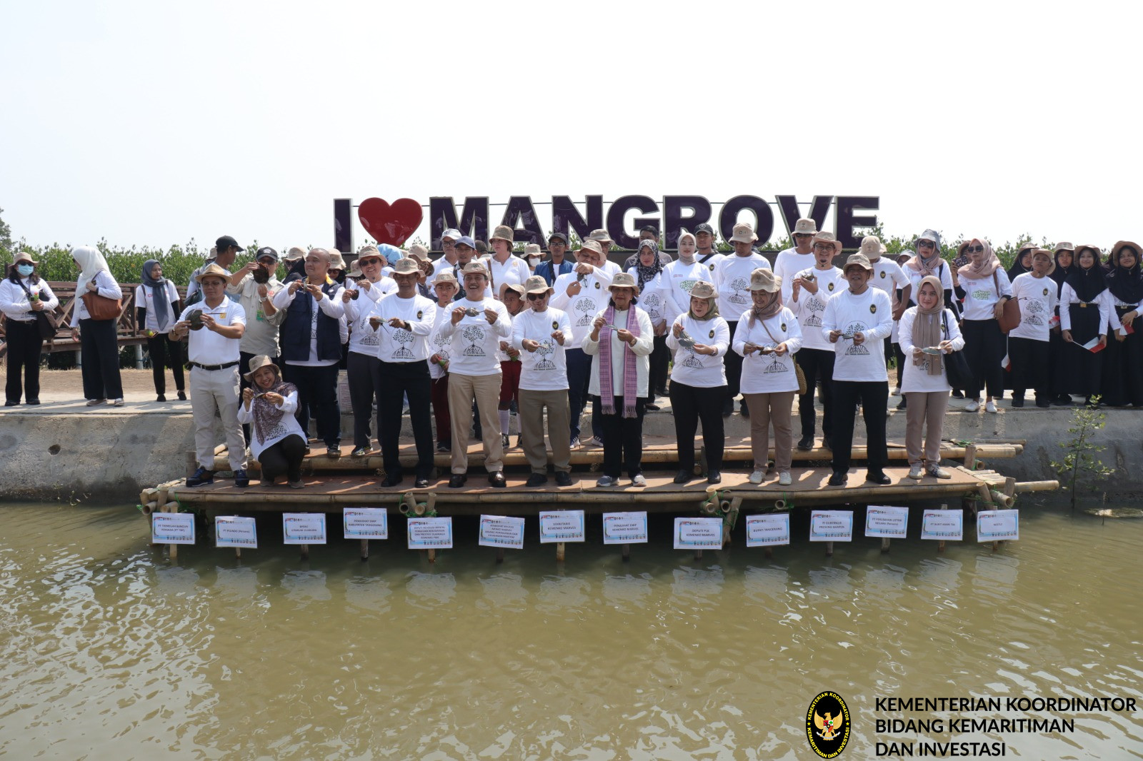 Program Rehabilitasi Mangrove Menjadi Aksi Konkrit Pengendalian Perubahan Iklim